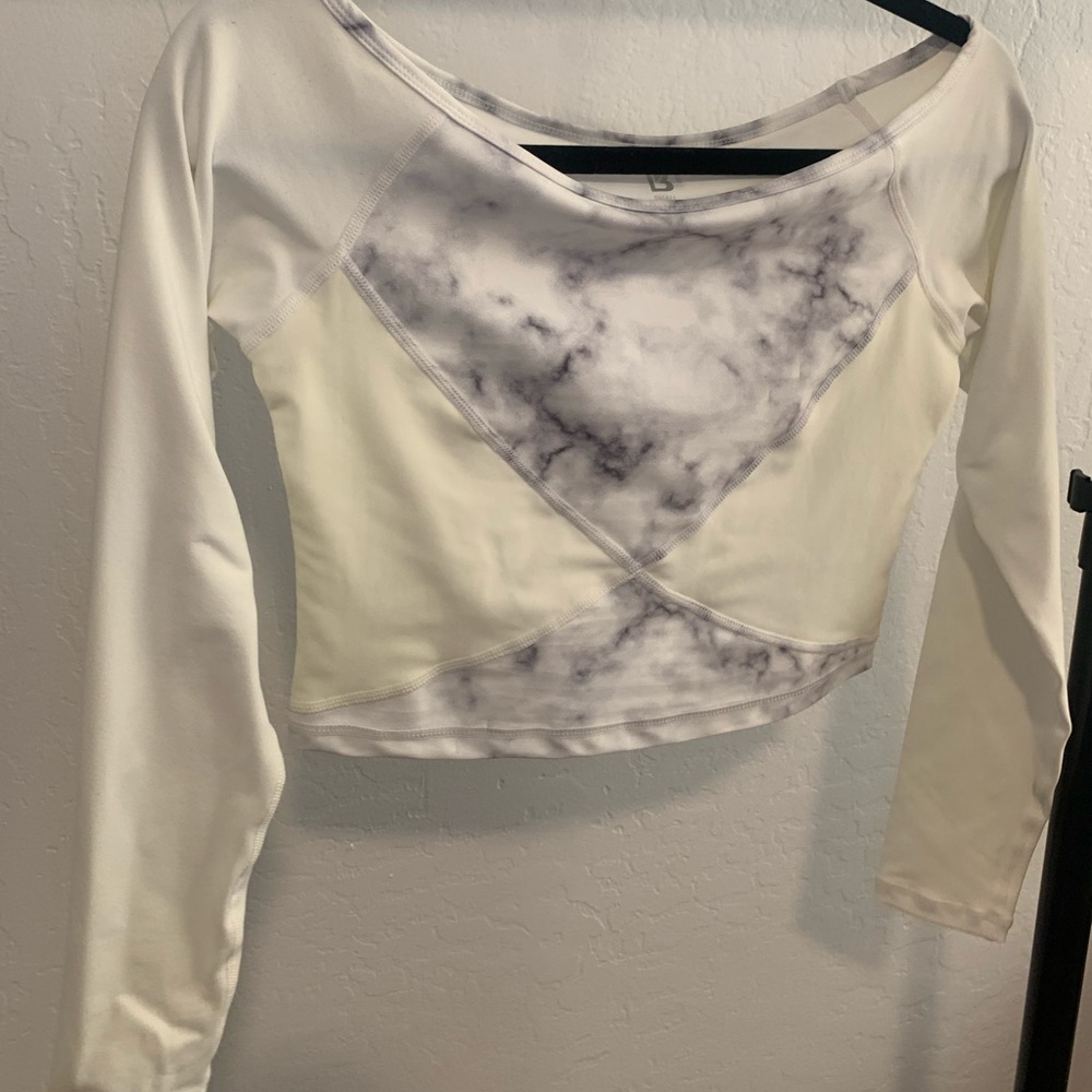 Buffbunny off the shoulder crop top